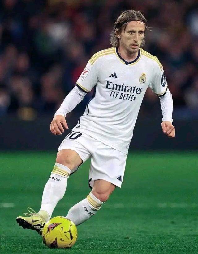 德甲最新积分榜全面更新：勒沃库森惨败，弗赖堡美因茨表现抢眼